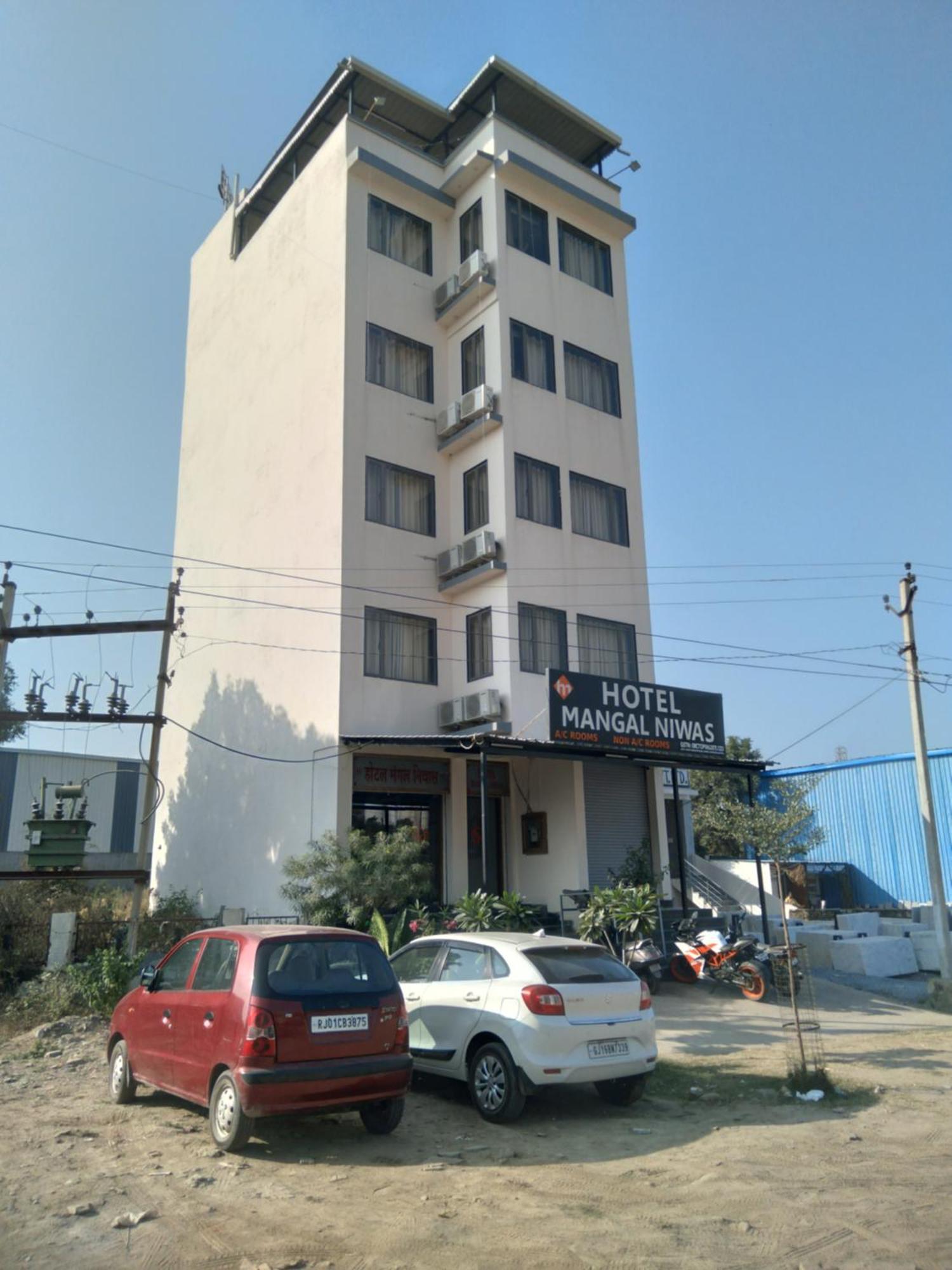 Hotel Mangal Niwas Удайпур Экстерьер фото